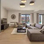 Dora - Summer Escape With Private Pool *