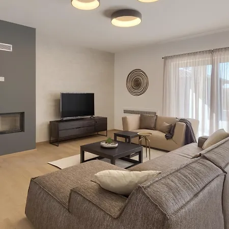 Dora - Summer Escape With Private Pool Villa Poreč